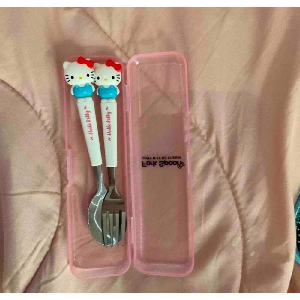 Hello Kitty cutlery